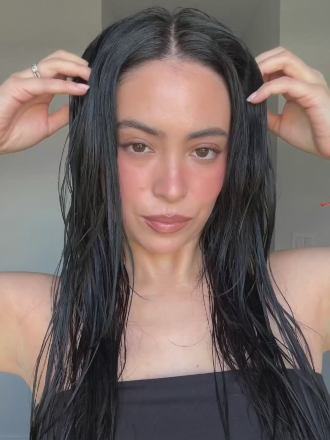 Video of woman showing use of Mousse Air-Turbo Charged Hair Styling Foam