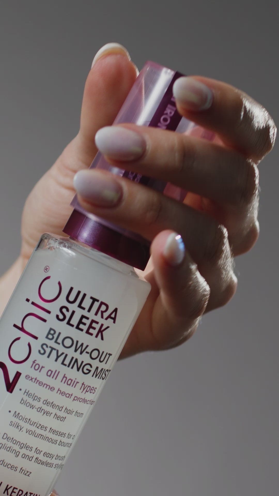 Video of Giovanni 2Chic Ultra Sleek Blow-Out Styling Mist